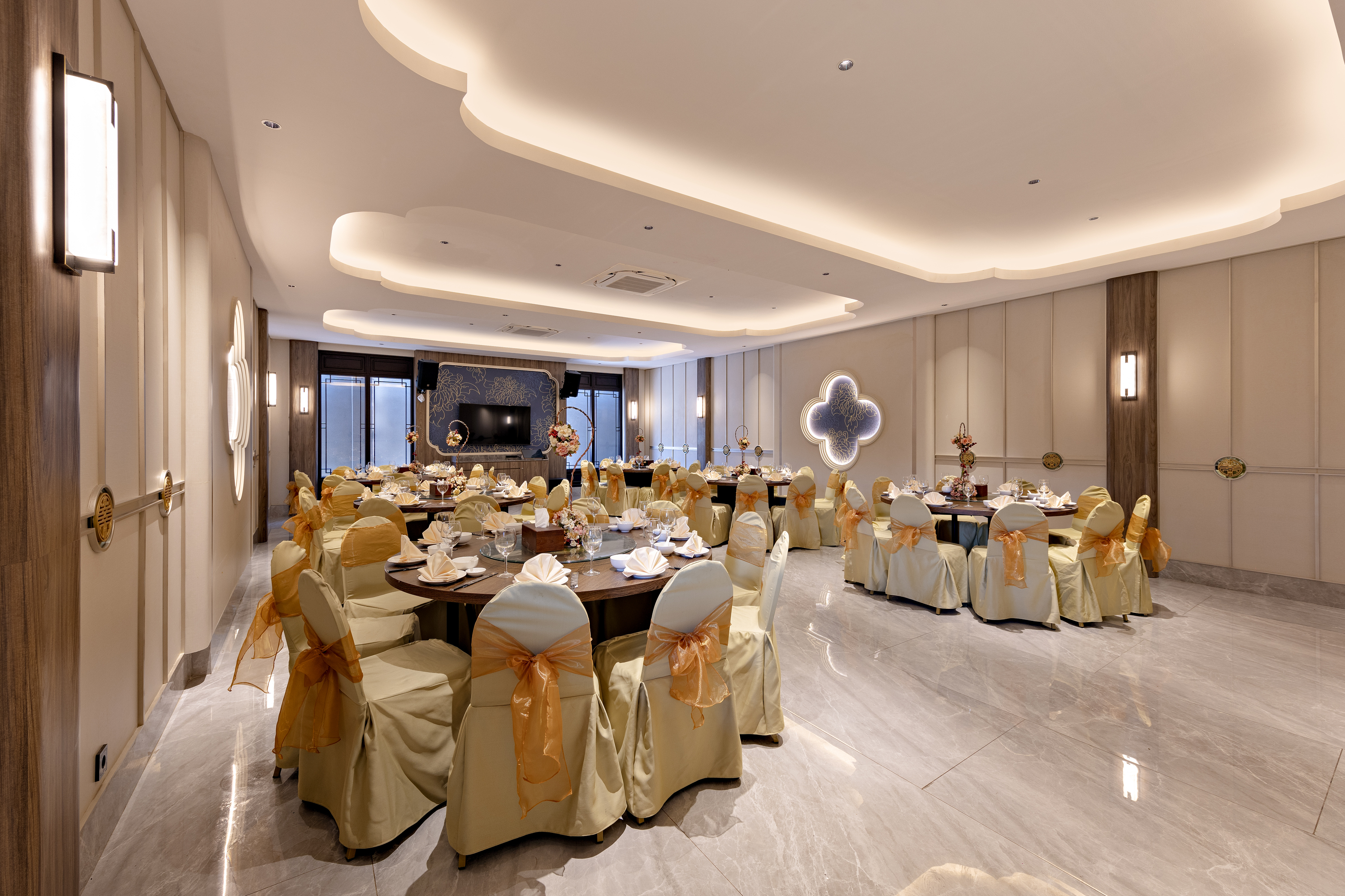 Angke VIP 5 - QIN ( 6 meja / 60 pax )