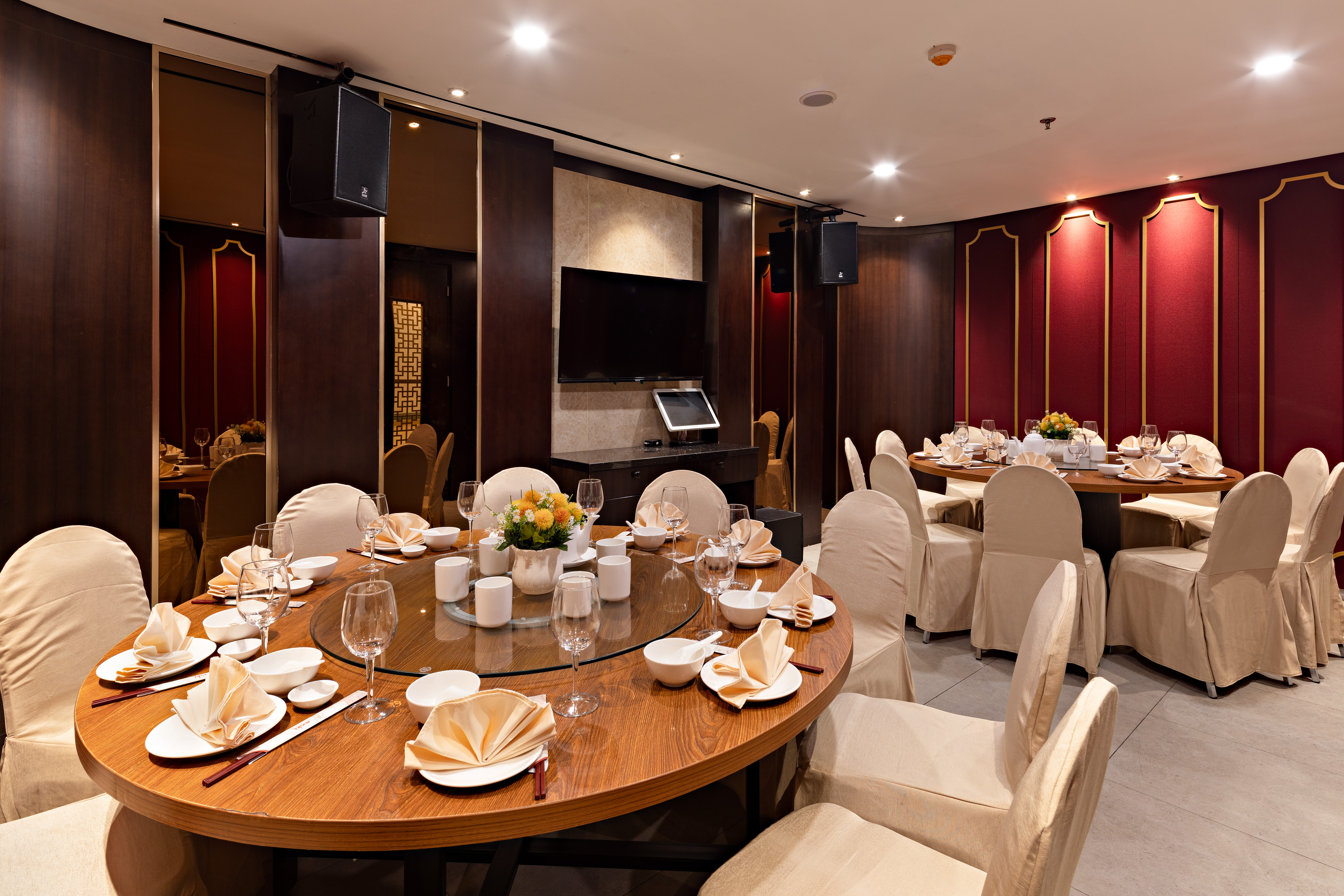 Angke VIP 5 ( 2 meja / 20 pax )