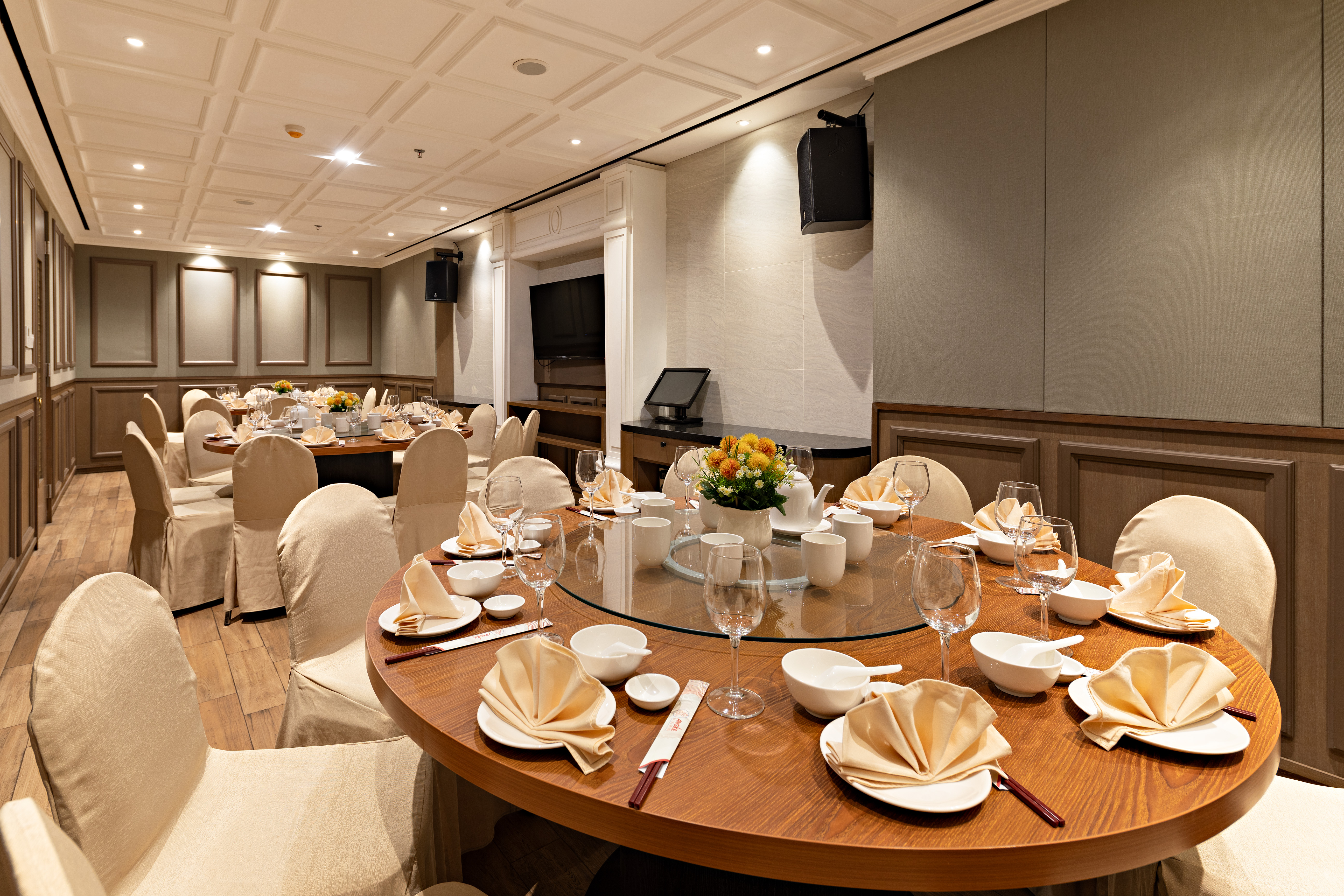 Angke VIP 9 ( 1 meja / 10 pax )