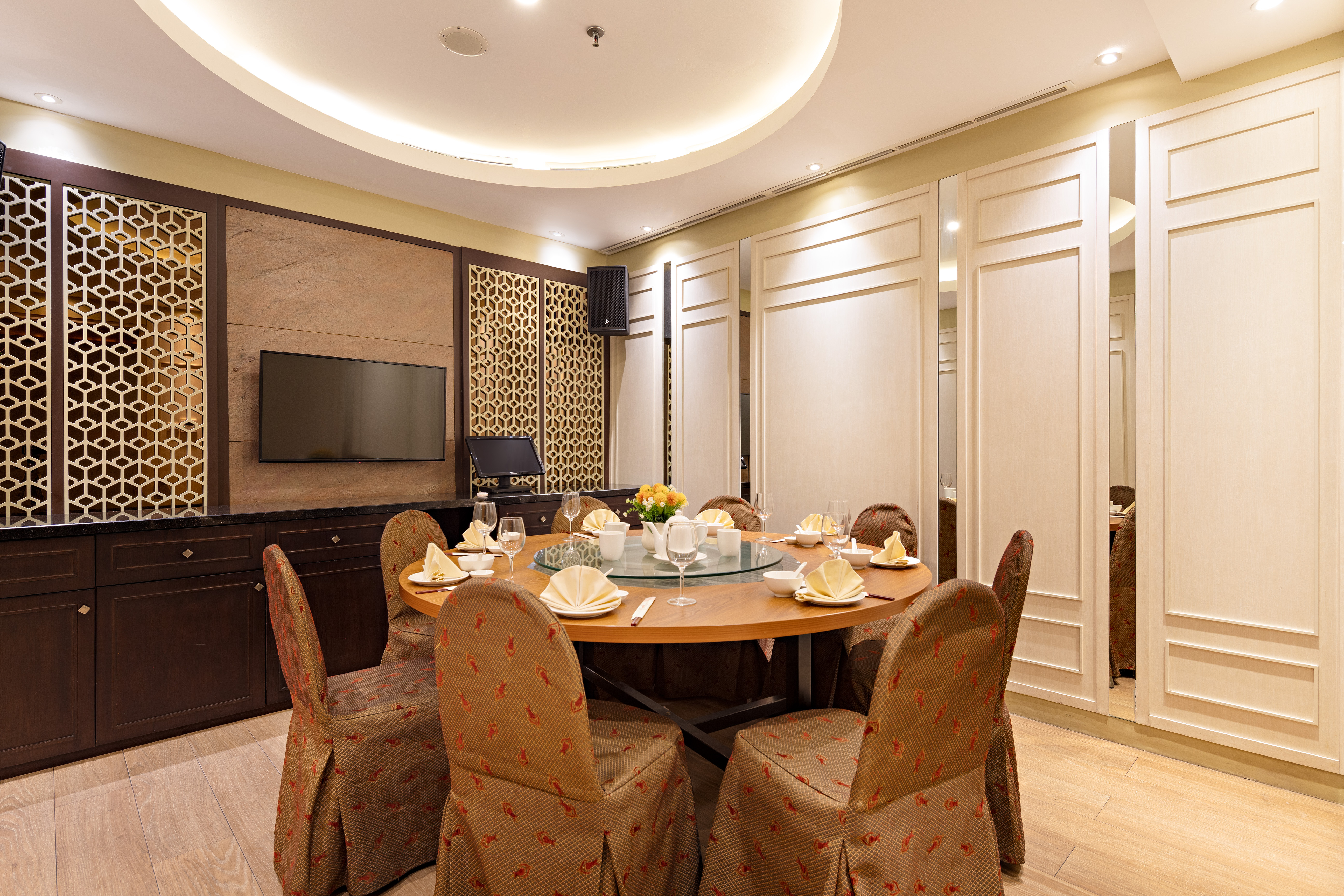 Angke VIP 8 ( 1 meja / 10 pax )