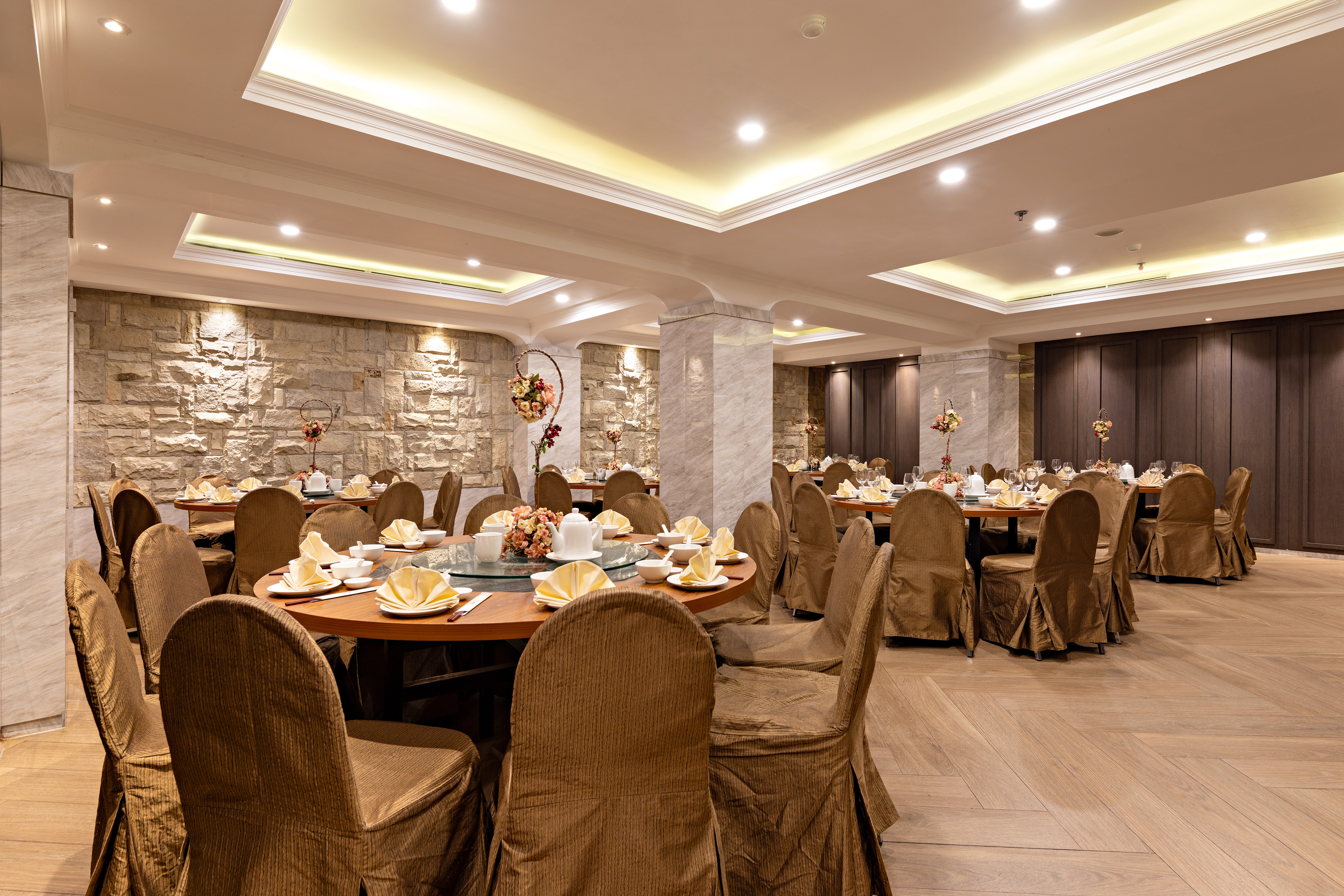 Angke VIP 11 ( 6 meja / 60 pax )