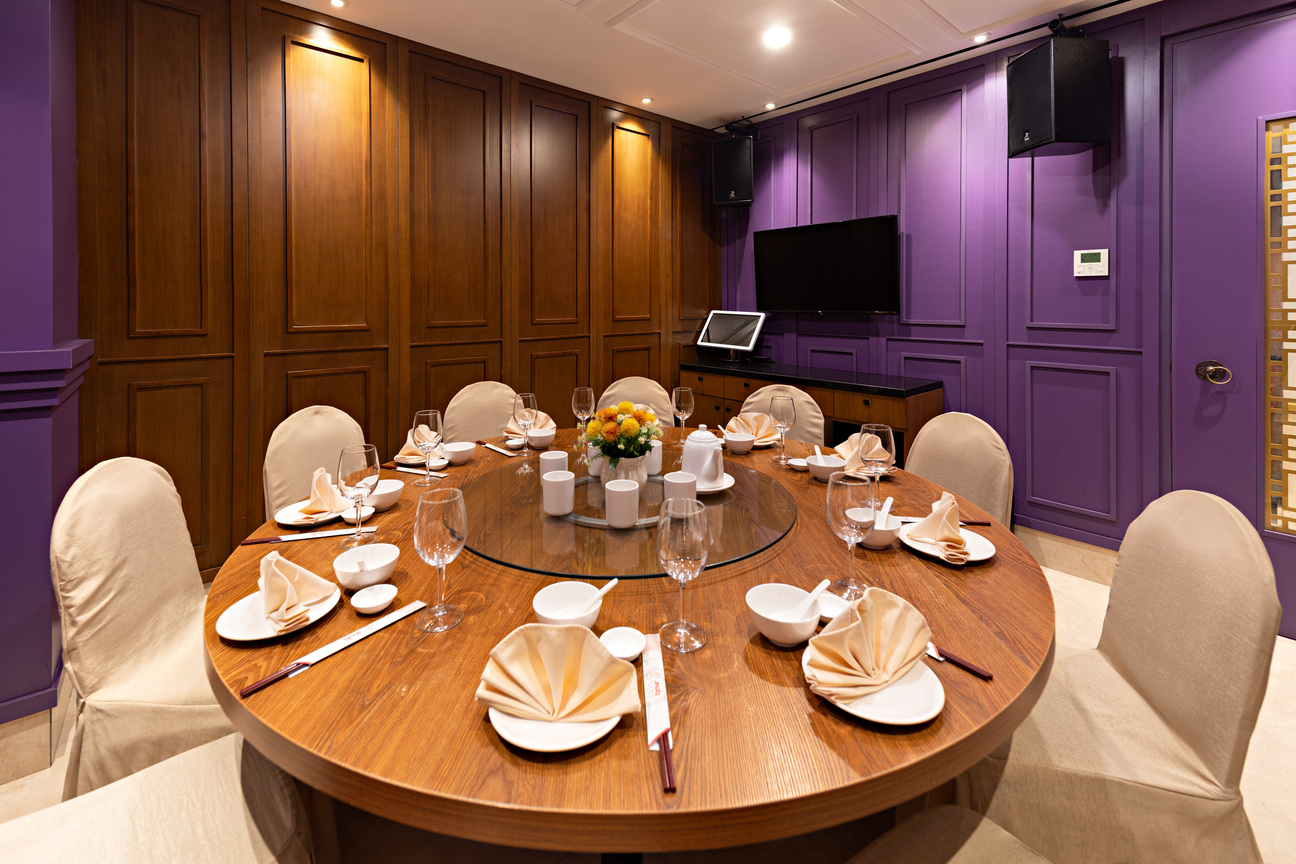 Angke VIP 2 ( 1 meja / 10 pax )