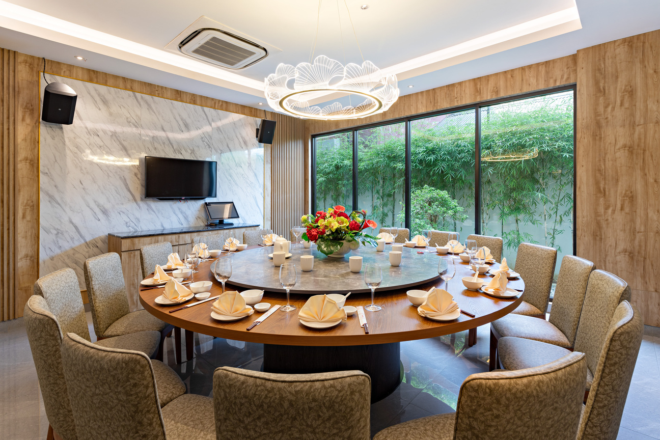 Angke VIP 5 ( 1 meja / 18 pax )