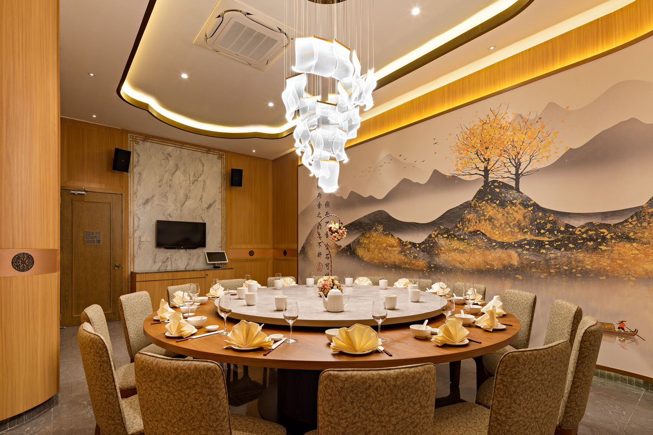 VIP 5 ( 1 meja / 18 pax ) Image