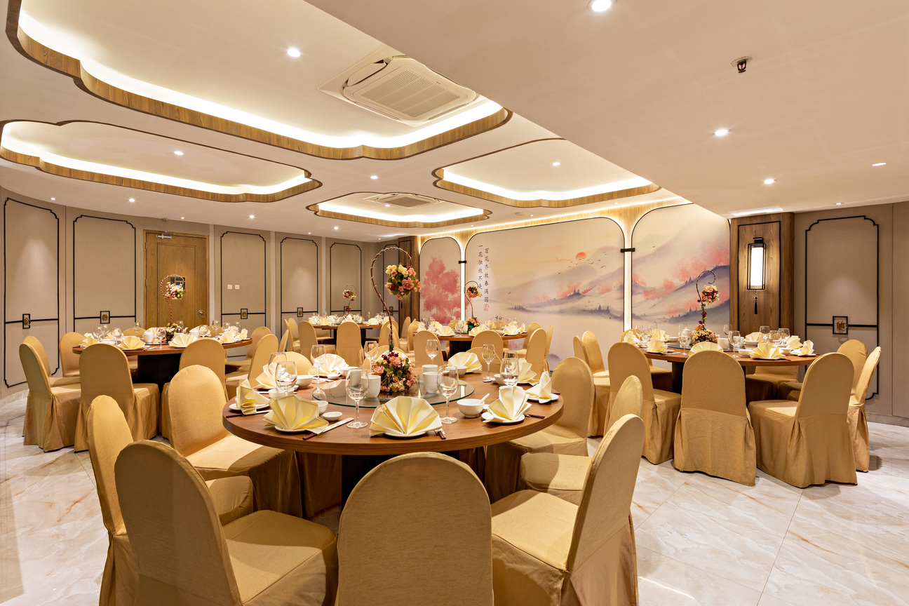 VIP 11 ( 5 MEJA / 50 PAX ) Image