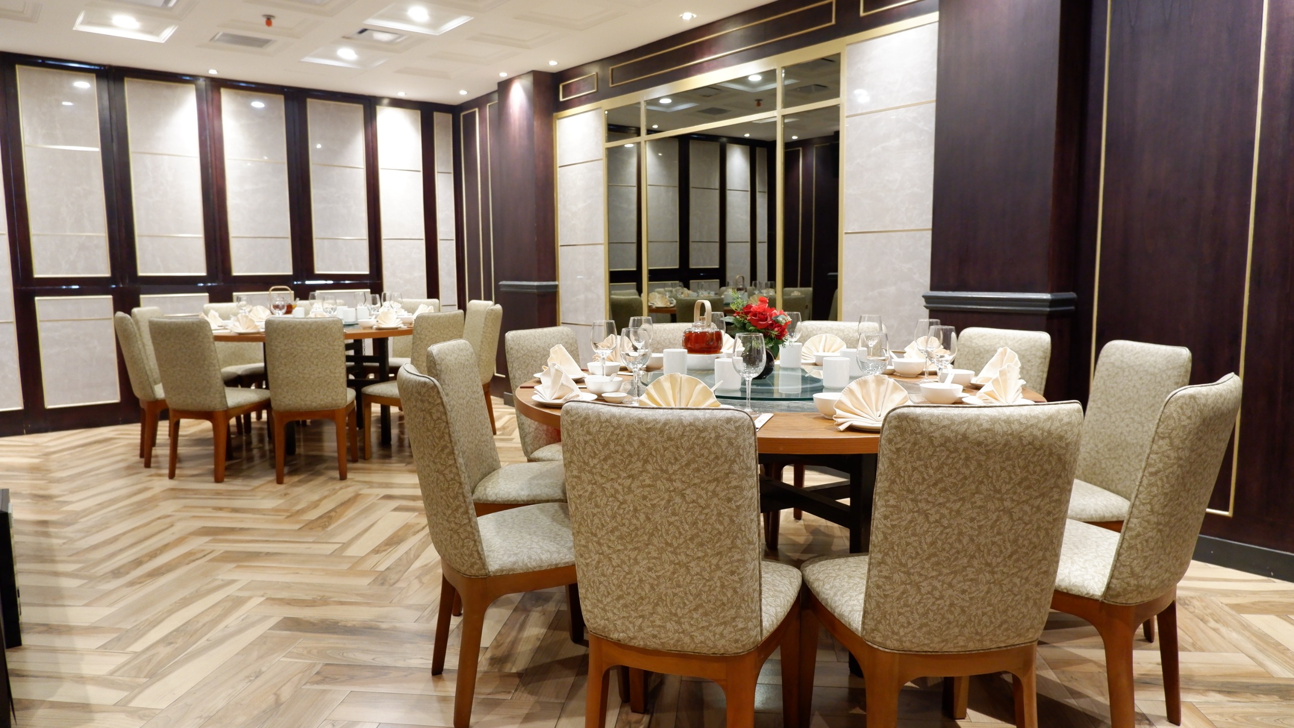 Angke VIP 18 ( 1 meja / 10 pax )