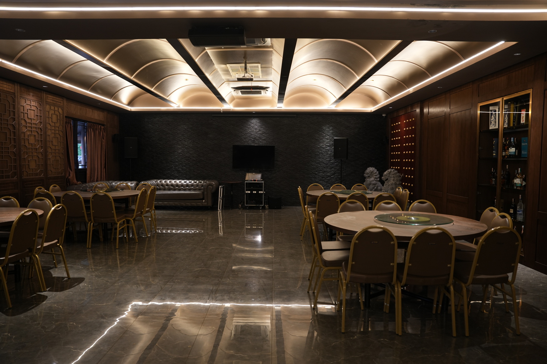 LOUNGE ( 10 meja / 100 pax ) Image