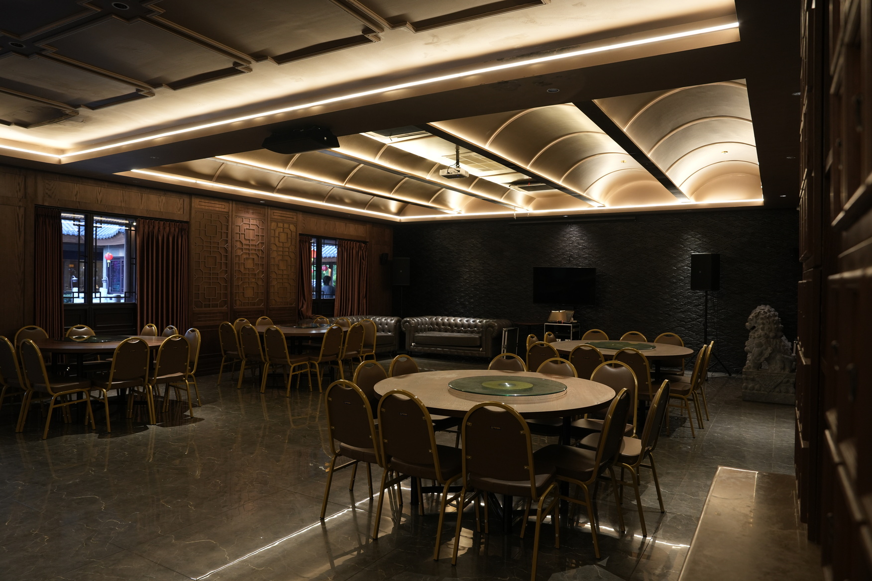 LOUNGE ( 10 meja / 100 pax ) Image
