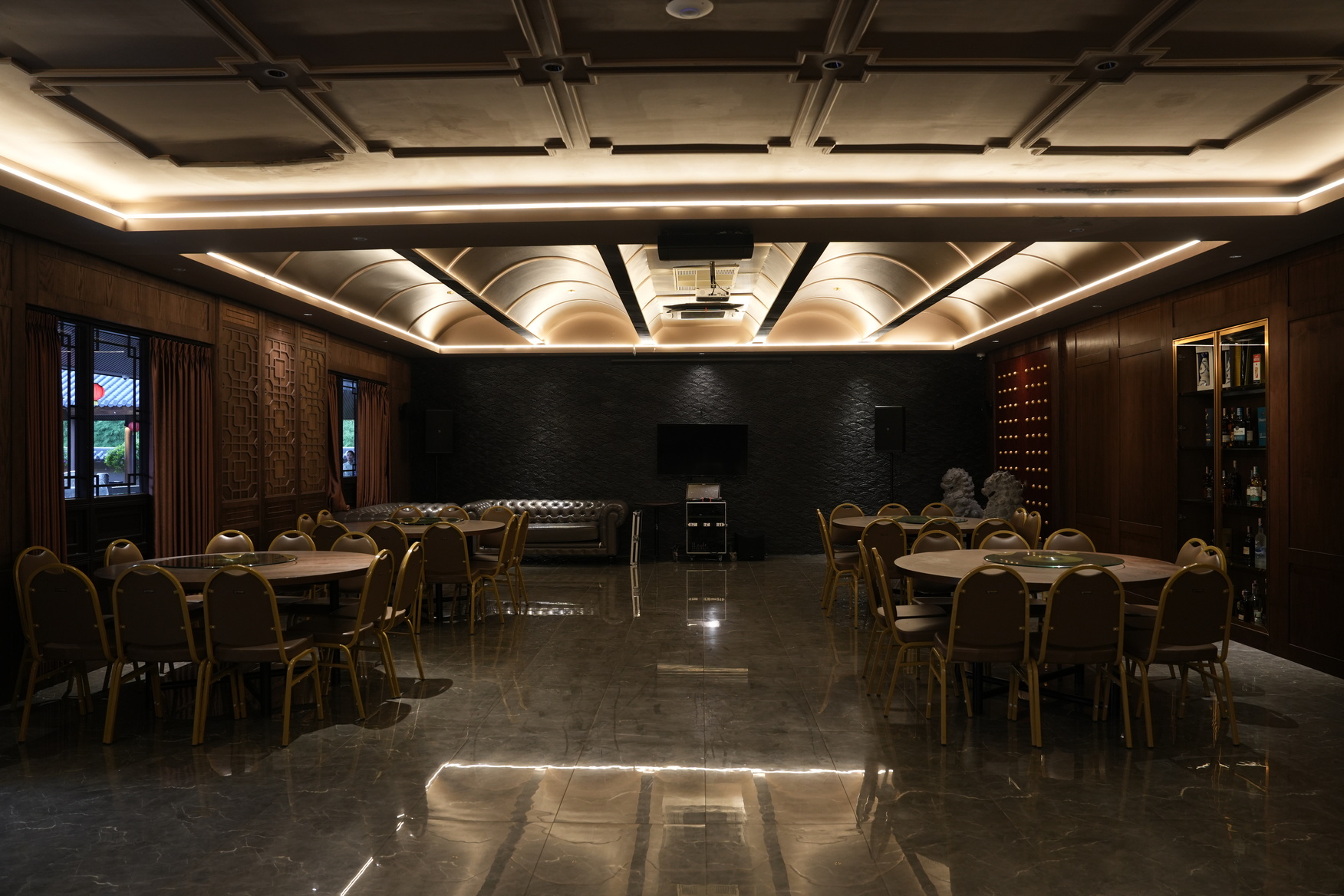 LOUNGE ( 10 meja / 100 pax ) Image