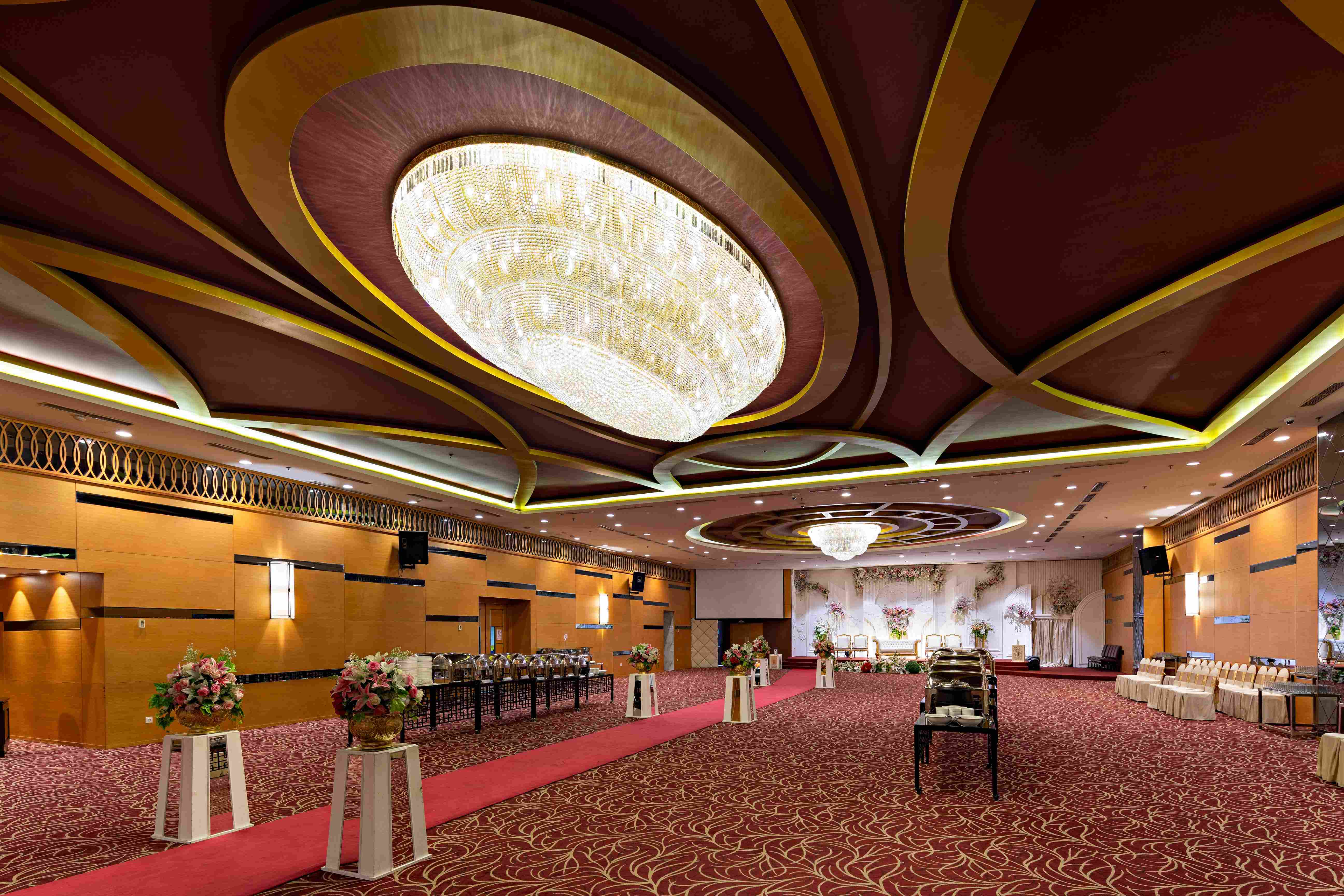 Elegant banquet hall with golden decorations