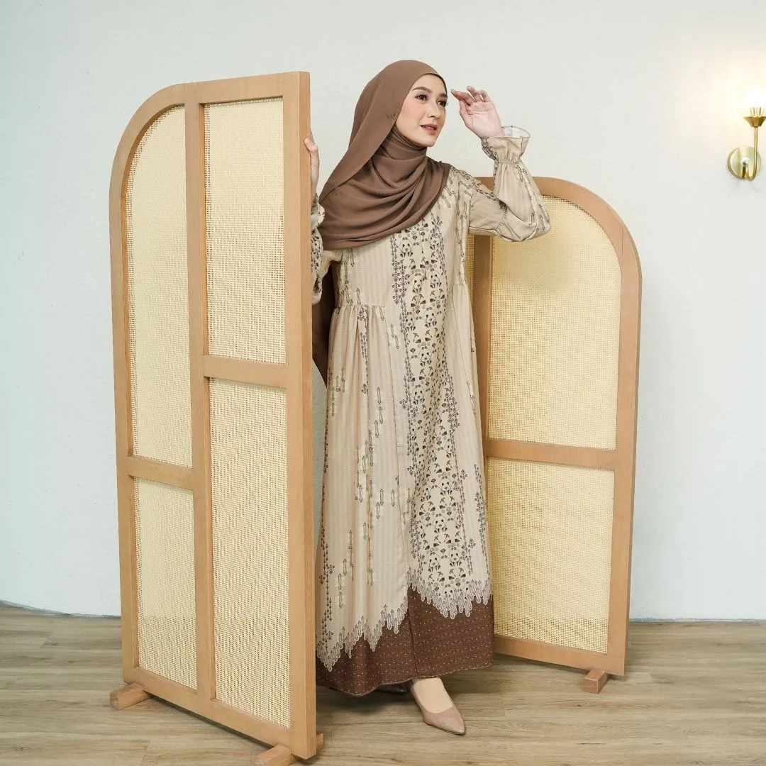 Nusava Dress Mom
