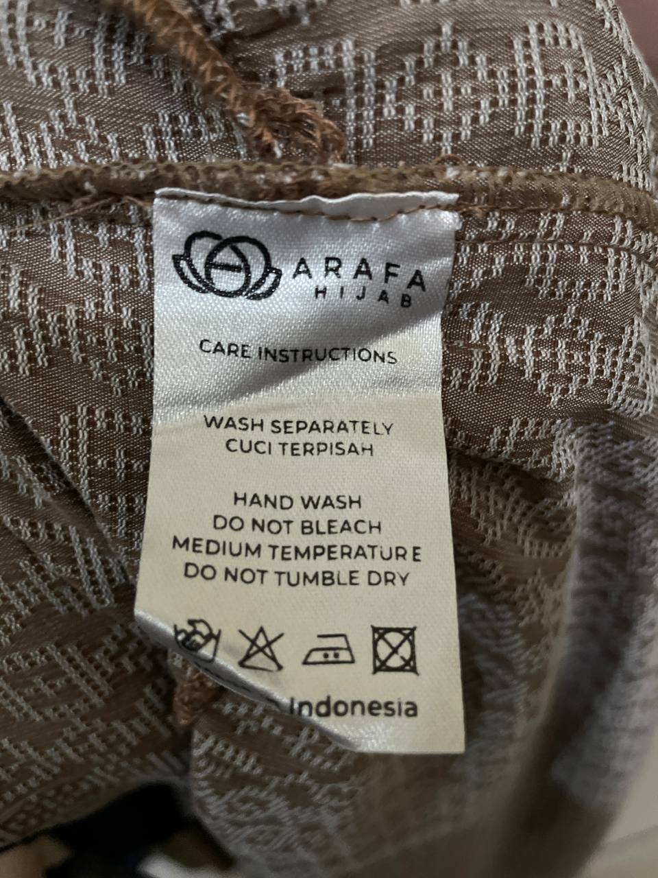 Care Label Random