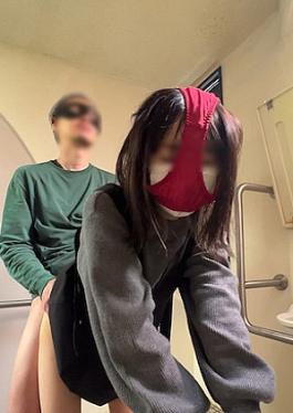 Fc2ppv FC2PPV-4404510 Next to a worker who is taking a break in the parking lot of a park a bristle college girl is forced to have her exposed pussy exposed in the car and drips her love juicesAfter cleaning her precum-covered penis she stands in the toilet after having her crotch convulsions climax Pussy convulsions climax in the back - Next to the worker who is resting in the parking lot of the park, a bristly female college student who is forced to expose the inside of the car and drips love