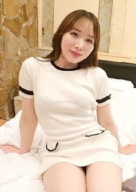 SIRO-5402 10,000 Instagram followers! - An older sister office lady who works at an advertising company who loves SEX so much (without telling her boyfriend) applied for it! - Man juice overflowing from Nico Nico M-shaped spread legs! - A large amount of squirting and drenched land opens! - On the verge of ascending at the cowgirl position! - I'm very excited about the too-cute trotroiki face, and my hips launch an explosive train! First shot AV application  AV experience shooting on the ne