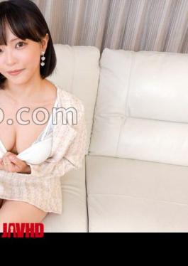 Mosaic SIRO-5570 Introducing A Girl With An Erotic God-like Figure That Will Make Any Man Erect! Many People Will Fall In Love With Her Bright And Cheerful Appearance! You Will Be Captivated By Her Magnificent Full-moon Hips! The Thickness Of Her Body When Seen From Behind Is Irresistible! First Shoot Applying For AV Online AV Experience Shoot 2464