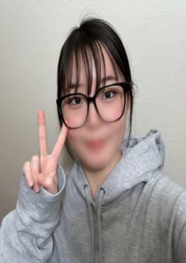 FC2PPV-4846759 Exclusive Sale 50% OFF! 1290 Points Until 3/3 First Shoot *Bonus Included 19-year-old Nerd Girl From The Literature Department. An Innocent College Girl Who Is Short On Money Applied For A Shoot. She Gets Pounded Hard By An Older Man And Rolls Her Eyes While Convulsing. She Says Don't Cum Inside But He Ignores Her! Creampie In Her Hairy Pussy