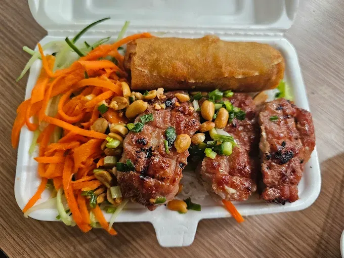 Bún Thịt Nướng Kiều Bảo