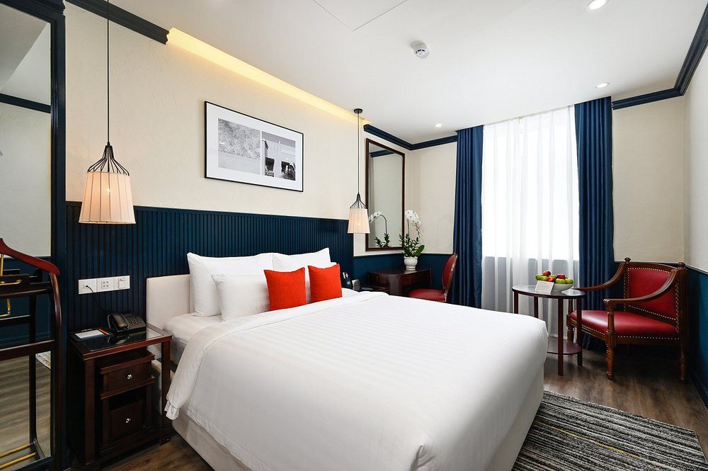 Kin Hotel Dong Du