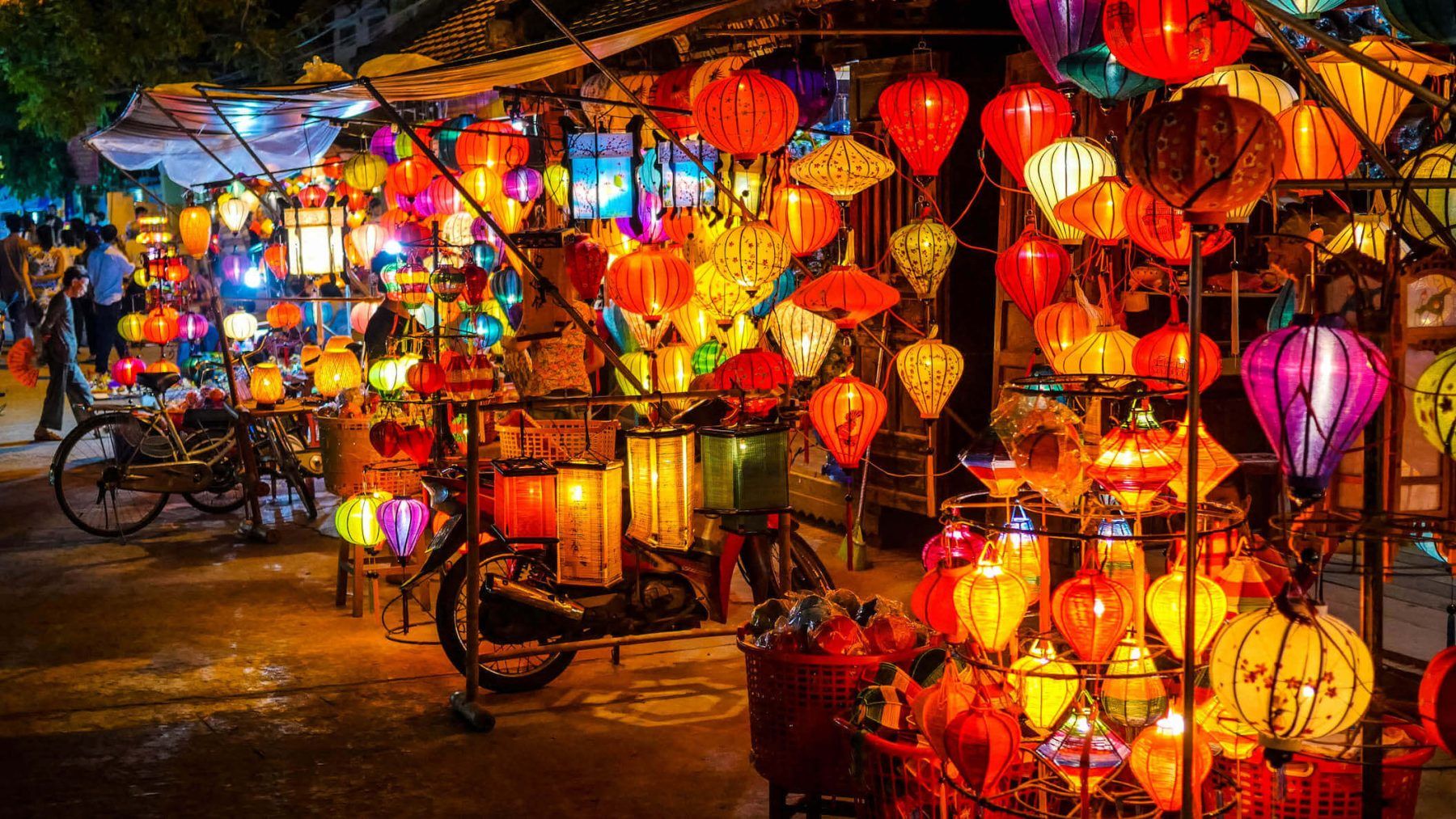 Night Markets in Hoi An & Da Nang