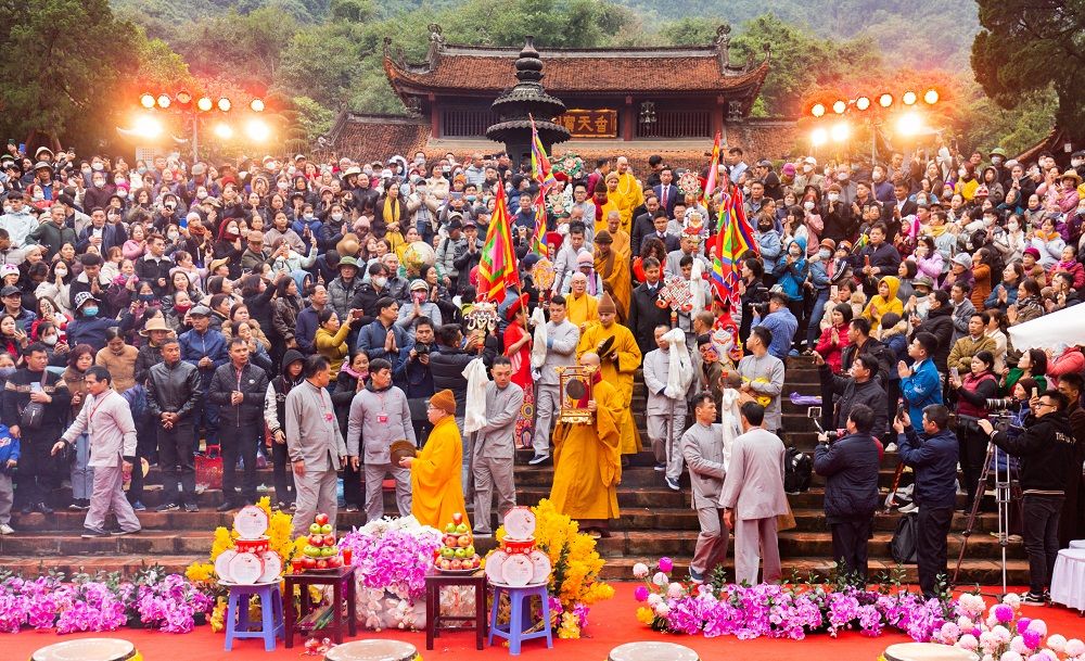 Perfume Pagoda Pilgrimage.jpg
