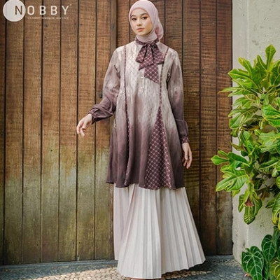 Triani Tunik