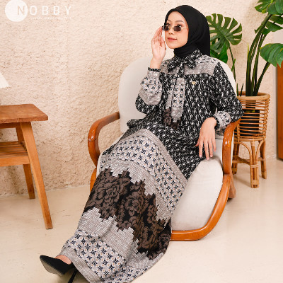 Inaranti Dress