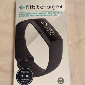 【新品未使用品】Fitbit スマートウォッチ Charge 4 ブラック