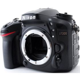 ニコン デジタル一眼 Nikon D7200 ボディ 中古 Wi-Fi搭載 新品SDカード ＆ カメラメンテナンスセット付き
