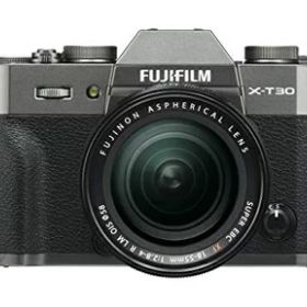 【中古】 富士フイルム(FUJIFILM) ミラーレス一眼カメラ X-T30レンズキット チャコールシルバー X-T30LK-CS