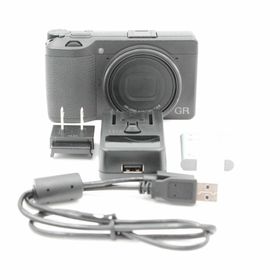 リコー(RICOH)の★美品★ RICOH リコー GR III(コンパクトデジタルカメラ)