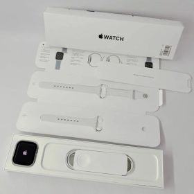 【中古】Apple MNK23J/A【Apple Watch SE 第2世代 GPSモデル 44mm シルバー】【製造番号 : CWY3GCDV7P】《家電・山城店》A2600