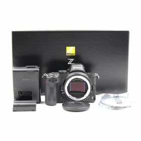 ニコン(Nikon)の■極上品■Nikon Z5 ボディ ブラック ミラーレス一眼カメラ ニコン(ミラーレス一眼)