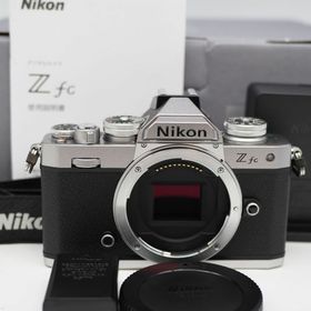 □シャッター数197枚！新品同様□ Nikon Z fc ミラーレス一眼カメラ