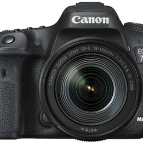 【中古】 Canon デジタル一眼レフカメラ EOS 7D MarkII レンズキット EF-S18-135mmF3.5-5.6 ISUSM Wi-FiアダプターW-E1付属 EOS7DMK2LKW-E1