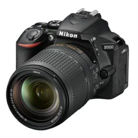 【中古】 Nikon デジタル一眼レフカメラ D5600 18-140 VR レンズキット ブラック D5600LK18-140BK