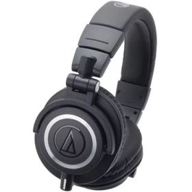 【ポイント10倍】 オーディオテクニカ イヤホン・ヘッドホン ATH-M50x [ブラック] [タイプ：ヘッドホン 装着方式：オーバーヘッド 構造：密閉型(クローズド) 駆動方式：ダイナミック型] 【P10倍】