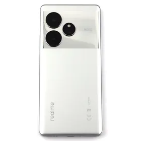 A-ランク realme GT 6 8/256GB FluidSilver RMX3851 グローバル版【90日保証】