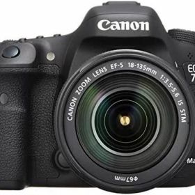 【中古】【アウトレット品】キヤノン Canon デジタル一眼レフカメラ EOS 7D Mark II EF-S18-135 IS STM レンズキット EOS7DMK2LK ブラック