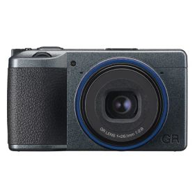 【最大1000円OFFクーポン！12月11日1:59まで】リコー デジタルカメラ RICOH GR IIIx Urban Edition GRIIIX-UE【送料無料】【KK9N0D18P】