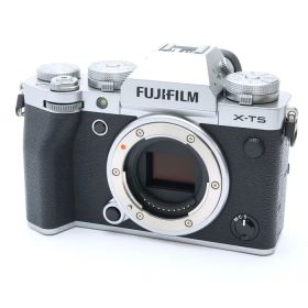 【中古】 《並品》 FUJIFILM X-T5 ボディ シルバー [ デジタルカメラ ]