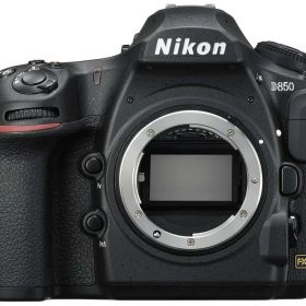 【展示品 】Nikon デジタル一眼レフカメラ D850 ブラック ‎4575万画素【展示による細かいキズ汚れあり 返品不可】