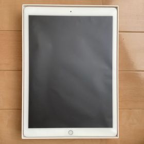 アップル(Apple)の【整備交換品】iPad Pro 12.9 第二世代 ゴールド wifi 64GB(タブレット)