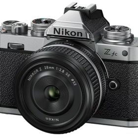 【12/30までポイント10倍】 今ならSDHCカード32GB付き【送料無料】Nikon・ニコン Zfc 28mm f/2.8 Special Edition キット ミラーレスカメラ【転送不可】【unable to transfer】