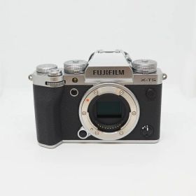 【中古】 (フジフイルム) FUJIFILM X-T5-S ボデイ【中古カメラ デジタル一眼】 ランク：B