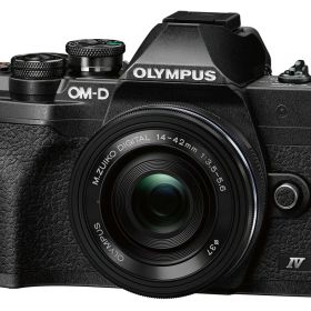 【新品】OLYMPUS OM-D E-M10 Mark IV EZダブルズームキット [ ブラック ]