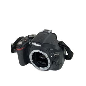 Nikon◆デジタル一眼カメラ D5200 18-55 VR レンズキット [レッド]