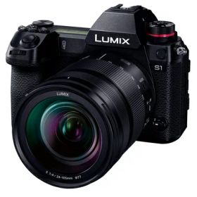 【中古】 パナソニック(Panasonic) フルサイズ ミラーレス一眼カメラ ルミックス S1M 標準ズームレンズキット 2420万画素 ブラック DC-S1M-K