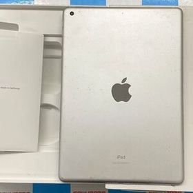 即日発送可iPad 第8世代 Wi-Fiモデル 128GB シルバー MYLE2J/A ジャンク品 中古[27909514]