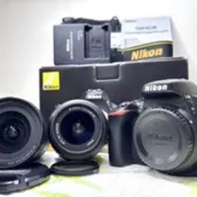 【ほぼ新品 外箱付】ニコン Nikon D5600 ダブルキット S数6300回