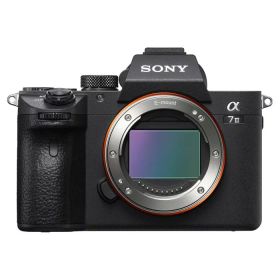 《新品》SONY (ソニー) α7III ボディ ILCE-7M3【下取交換なら10,000-引き】【キャッシュバック￥30,000-対象】【同時購入キャンペーン対象】[ ミラーレス一眼カメラ | デジタル一眼カメラ | デジタルカメラ ]【KK9N0D18P】